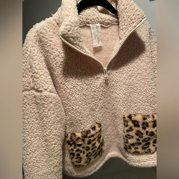 Sadie & Sage Sherpa pullover - Picture 6 of 14